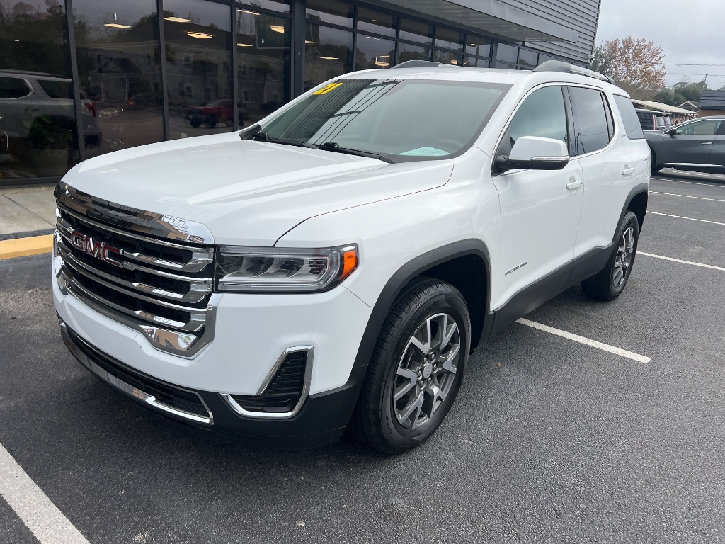 2021 GMC Acadia SLE's photo