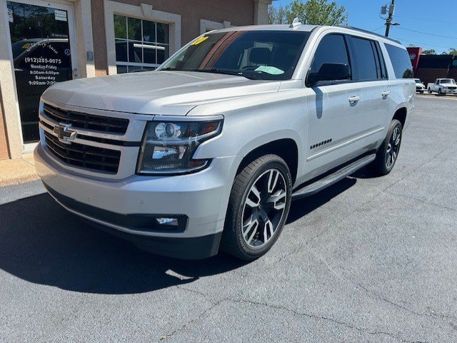 2020 Chevrolet Suburban Premier's photo