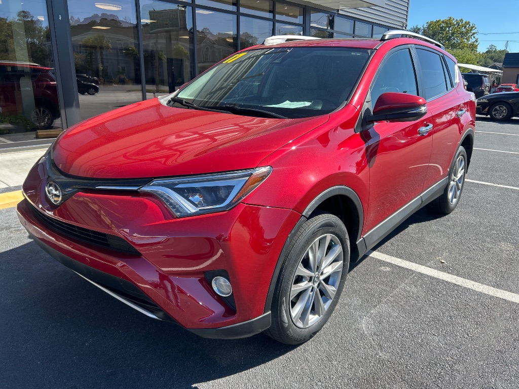 2017 Toyota RAV4 Limited's photo
