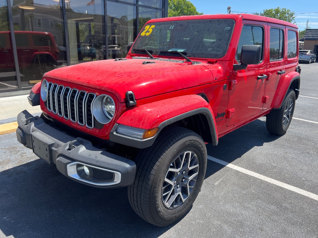 2025 Jeep Wrangler Sahara's photo