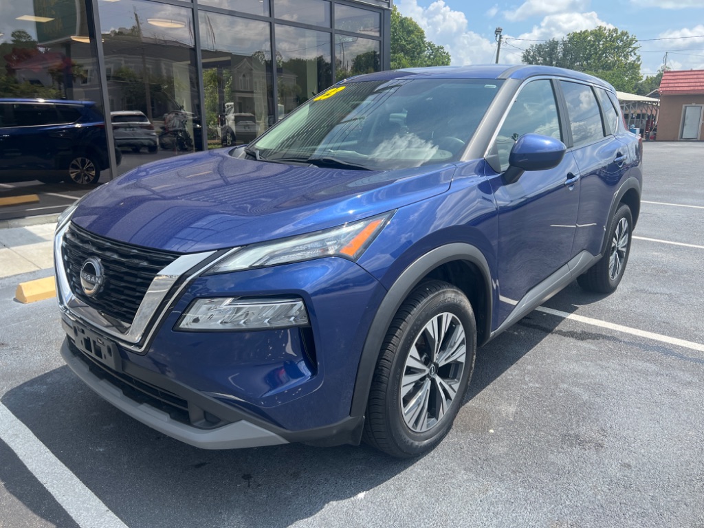 2023 Nissan Rogue SV's photo