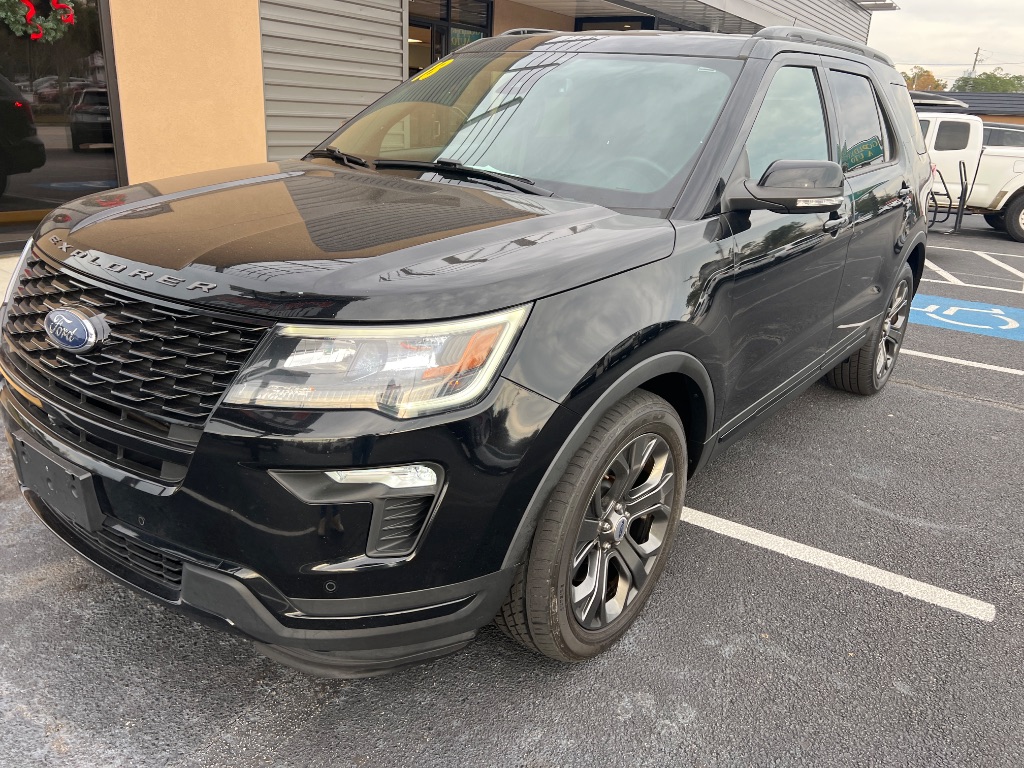 2018 Ford Explorer Sport's photo
