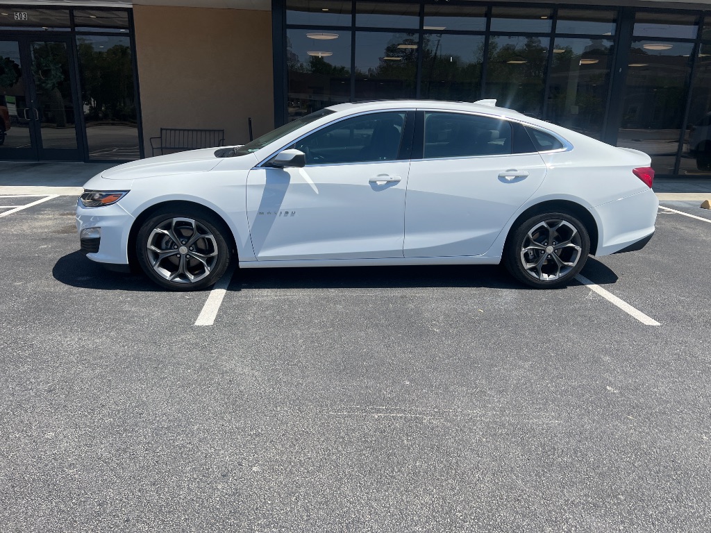 2024 Chevrolet Malibu 1LT - Photo 10