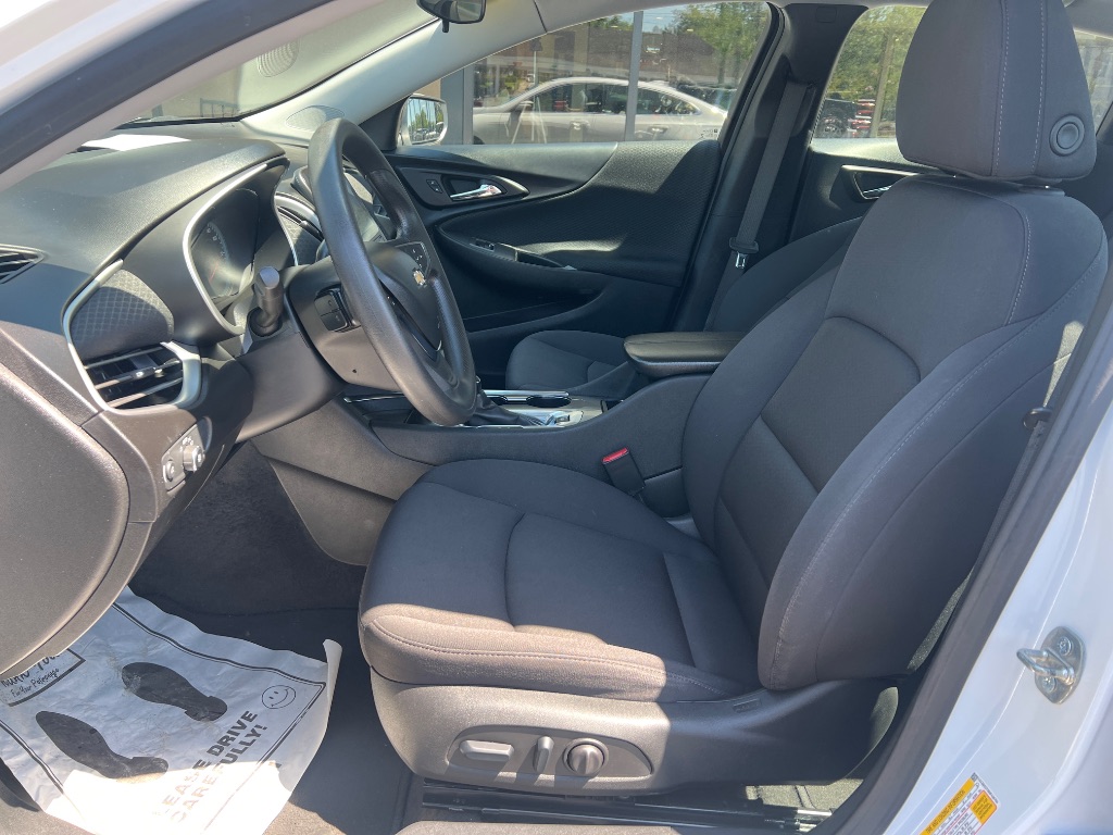 2024 Chevrolet Malibu 1LT - Photo 14